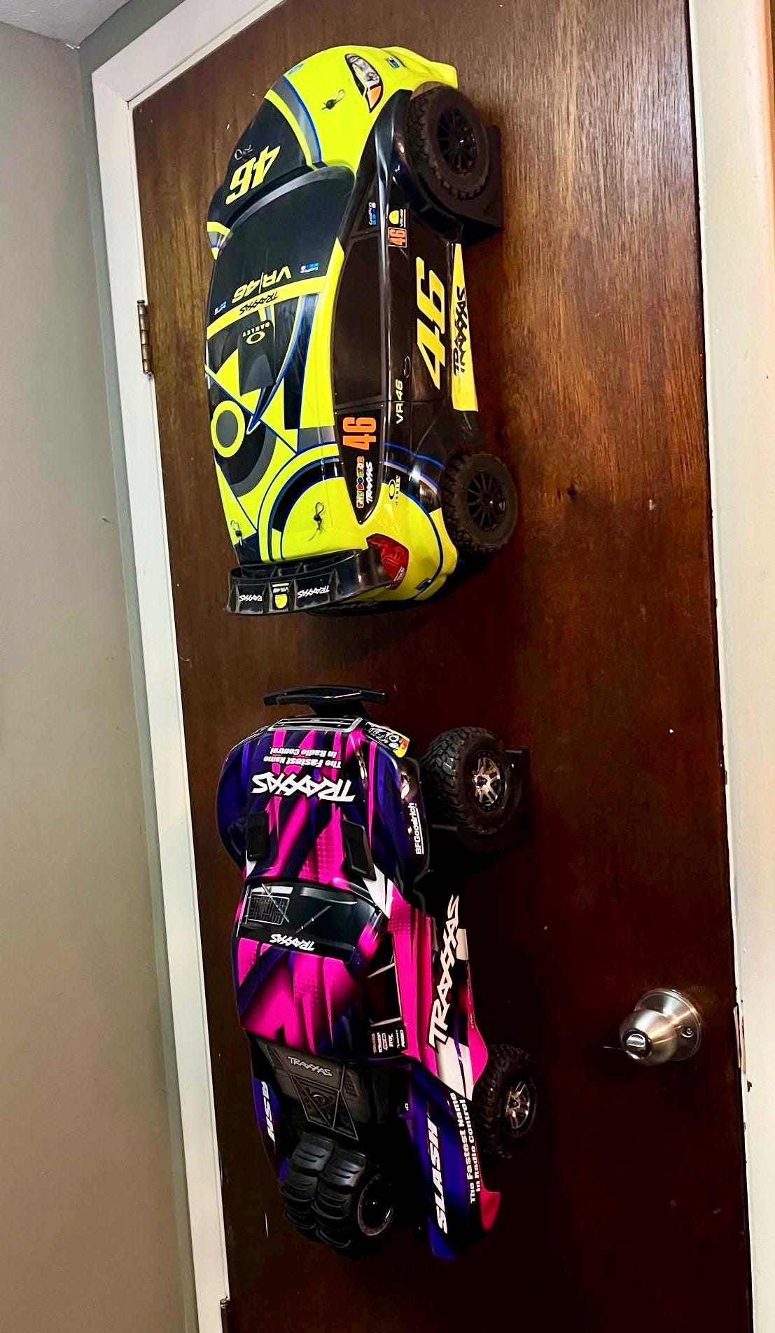 1/10 Scale RC Truck Wall Mount Hanger: Traxxas Slash/Stampede and other Large 1/10 Scale R/C Trucks and Cars - ZS3DPrintZ
