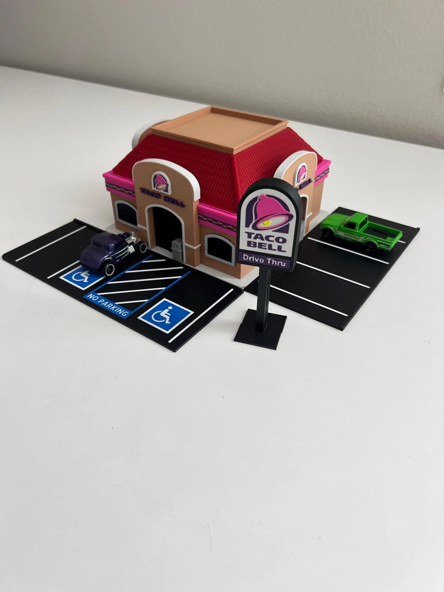 1/64 Scale Taco Bell Diorama: 3D Printed Hot Wheels Display, NO Assembly required!! - ZS3DPrintZ