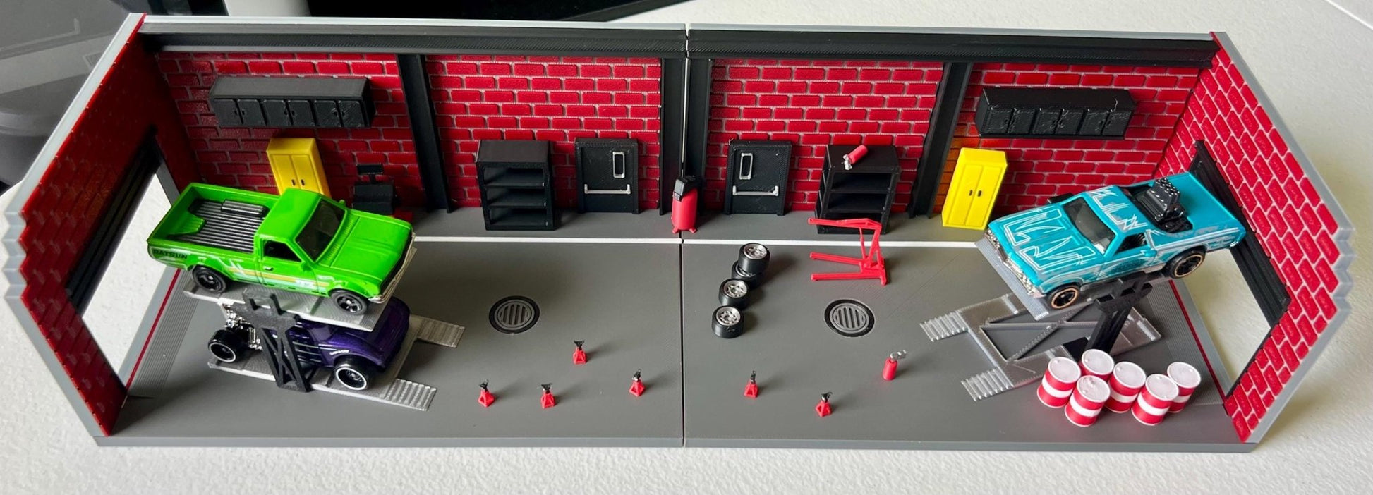 1/64 Scale 3D Printed Garage and Repair Shop Diorama: Hot Wheels, Matchbox Display. With Car Lift, Shelves, Jack Stands, Etc - ZS3DPrintZ
