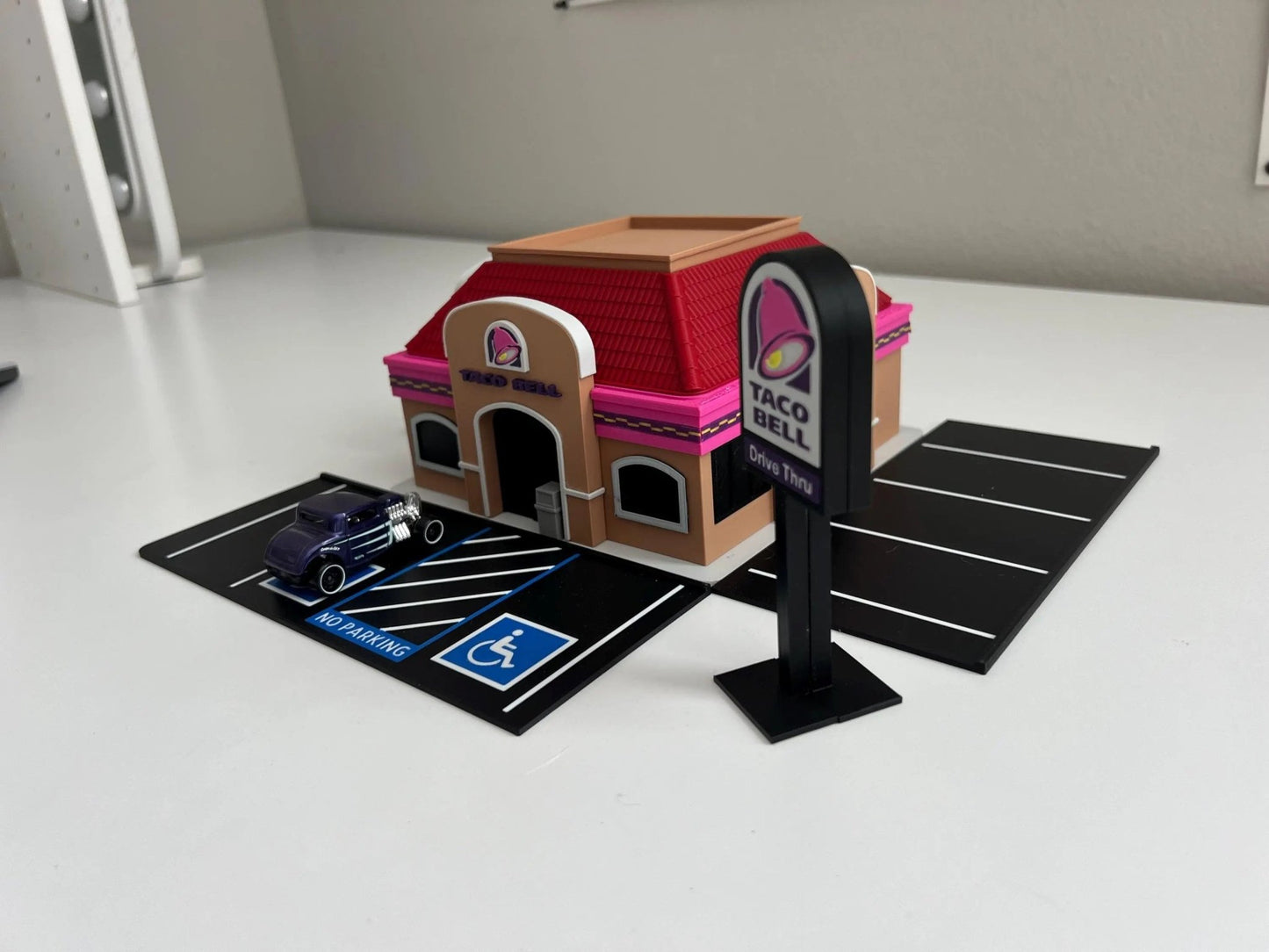1/64 Scale Taco Bell Diorama: 3D Printed Hot Wheels Display, NO Assembly required!! - ZS3DPrintZ