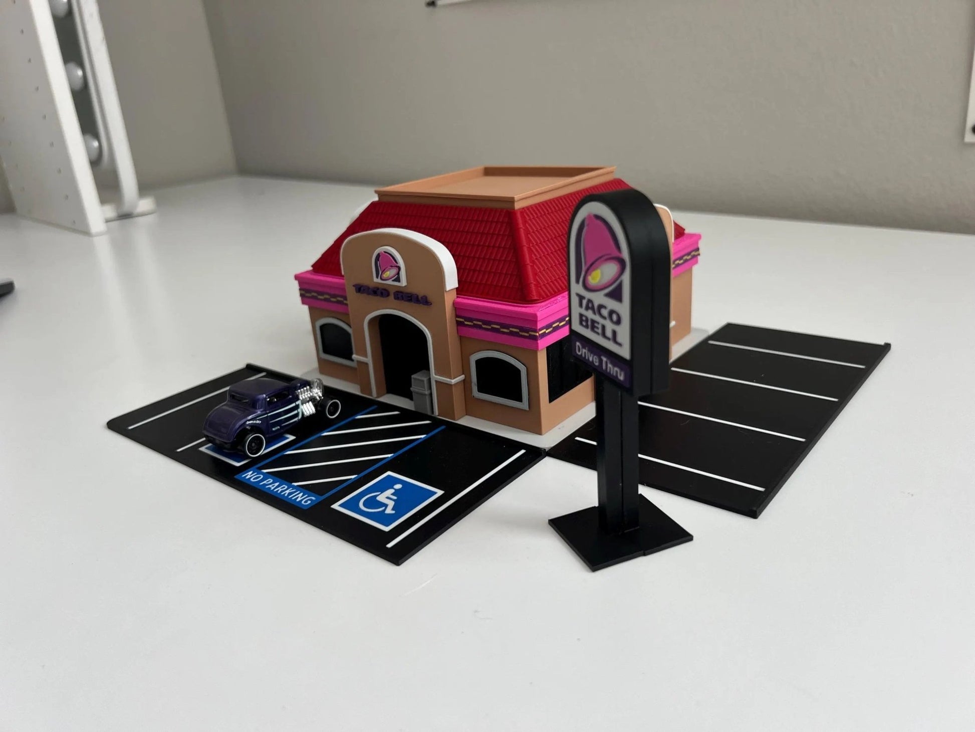 1/64 Scale Taco Bell Diorama: 3D Printed Hot Wheels Display, NO Assembly required!! - ZS3DPrintZ