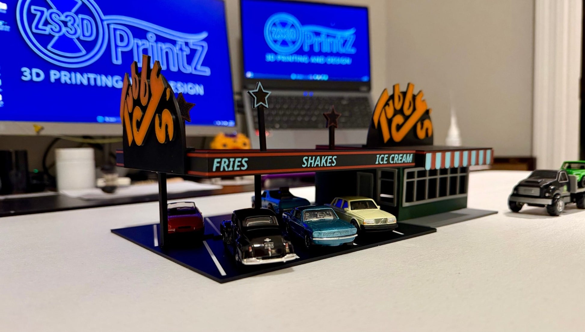 Tubby's Drive - In 1/64 Scale Diorama for Diecast Display - ZS3DPrintZ