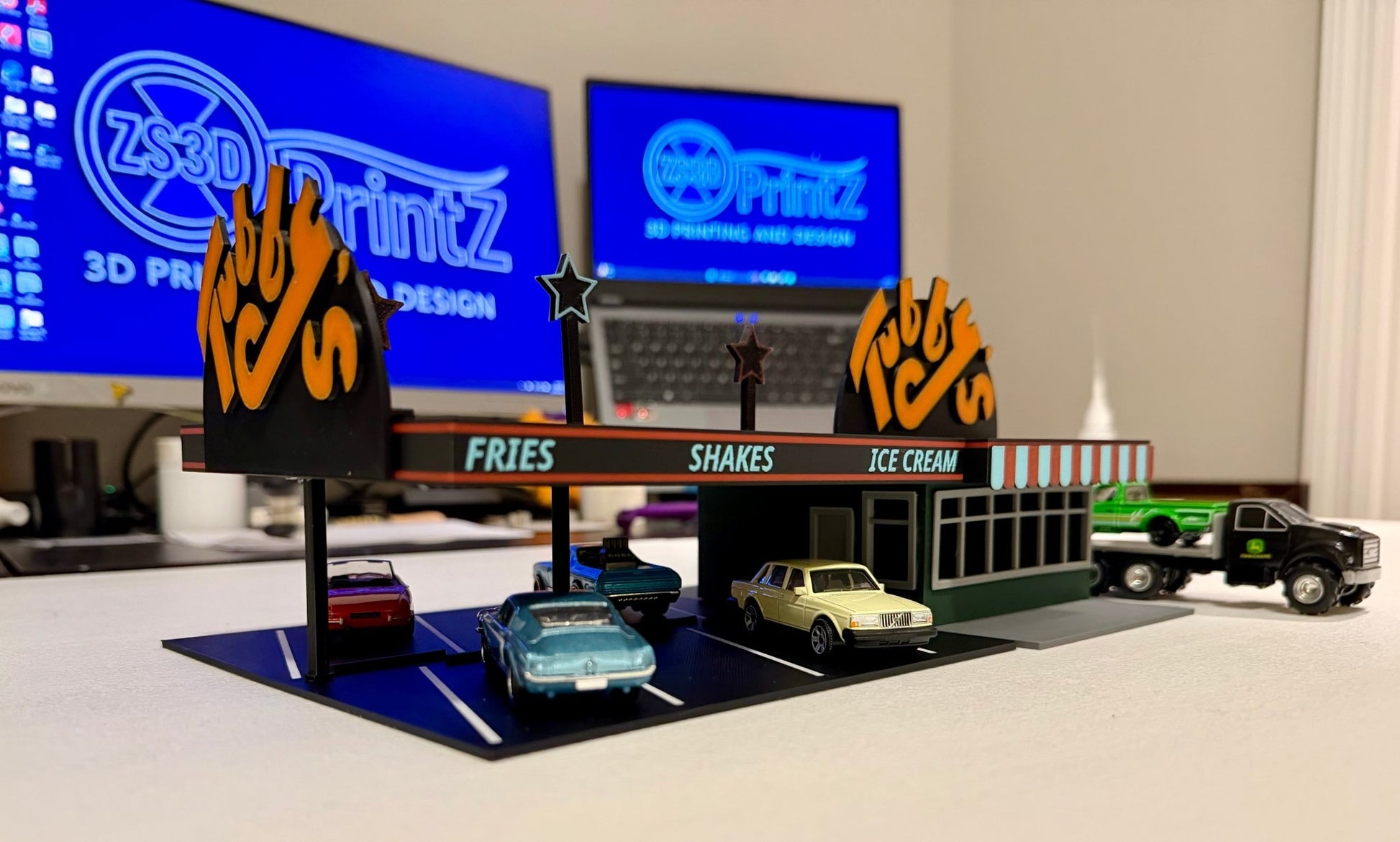Tubby's Drive - In 1/64 Scale Diorama for Diecast Display - ZS3DPrintZ
