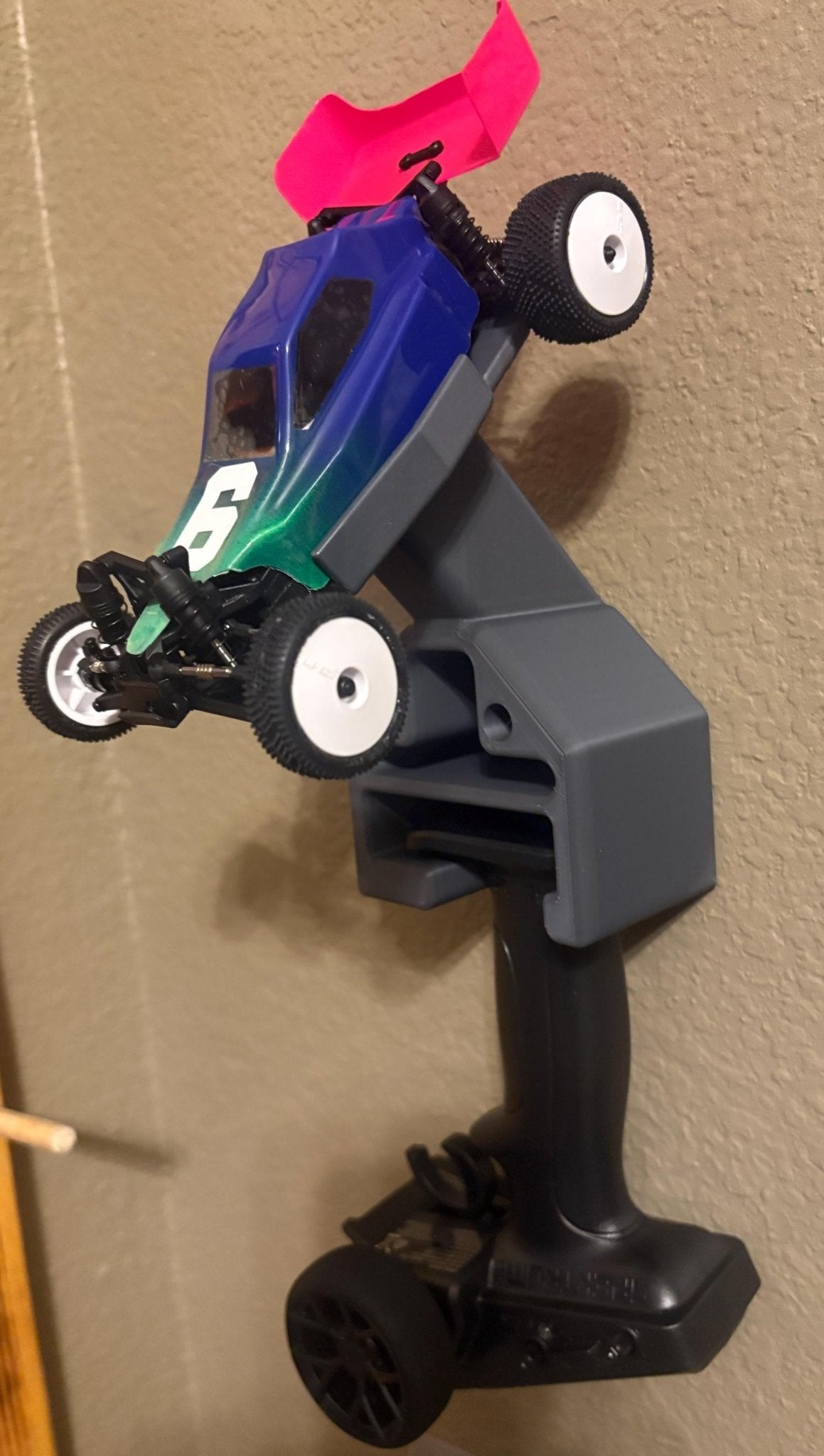 Losi Micro B Wall Mount: 3D Printed RC Buggy & Transmitter Hanger - ZS3DPrintZ