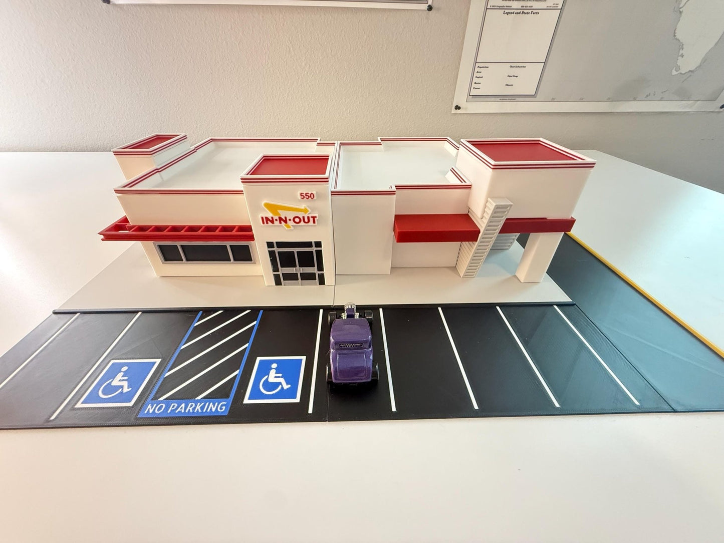 Large 1/64 Scale "In N Out Burger" Diorama: 3D Printed Display, NO Assembly required!!! - ZS3DPrintZ