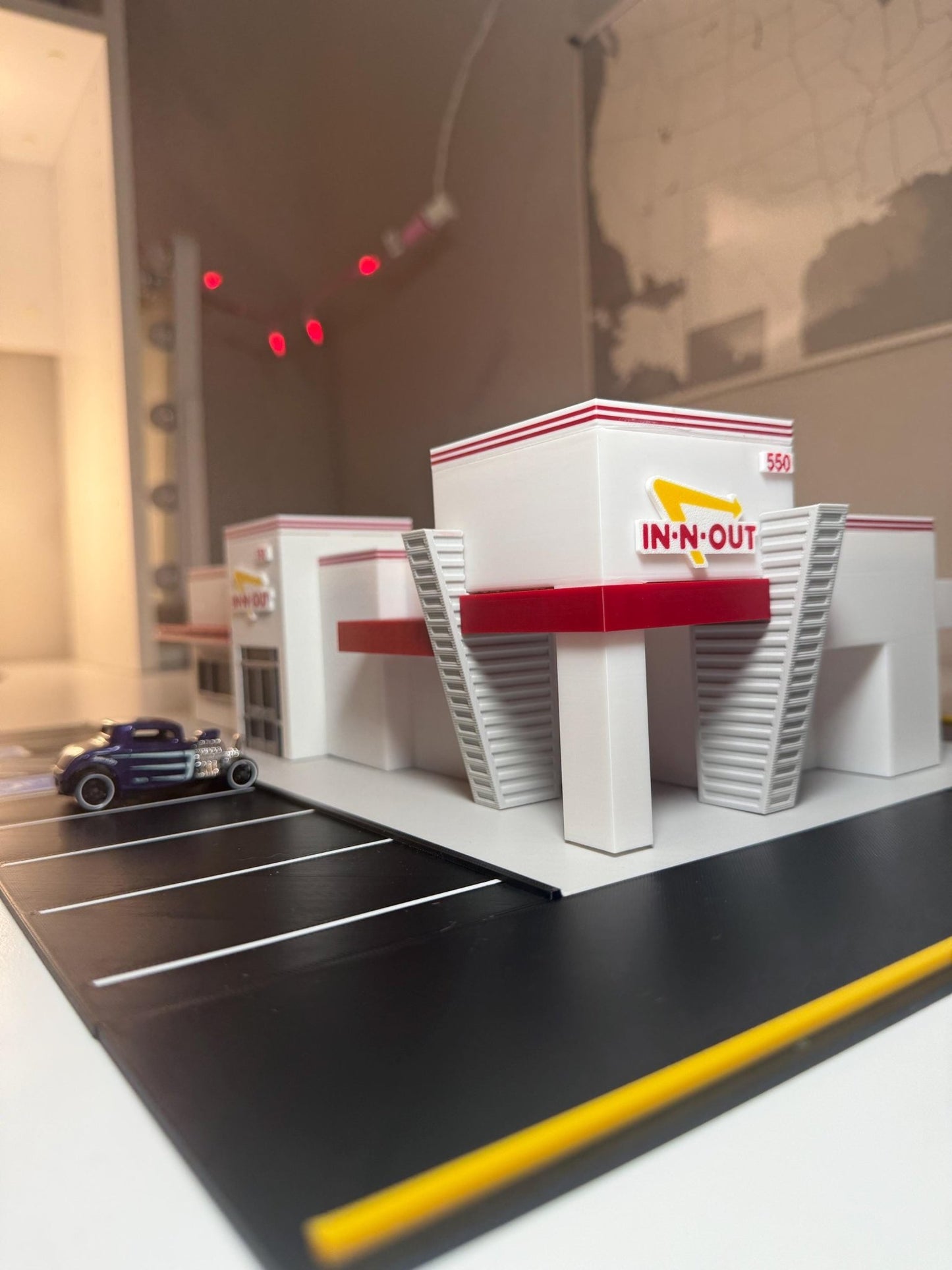 Large 1/64 Scale "In N Out Burger" Diorama: 3D Printed Display, NO Assembly required!!! - ZS3DPrintZ
